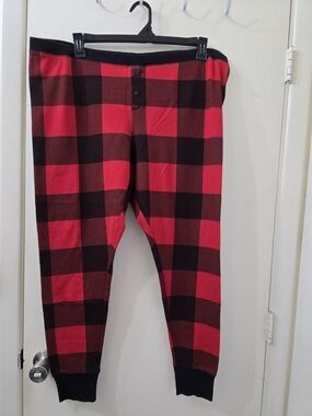Old Navy Red and Black Buffalo Plaid Lounge Pants
